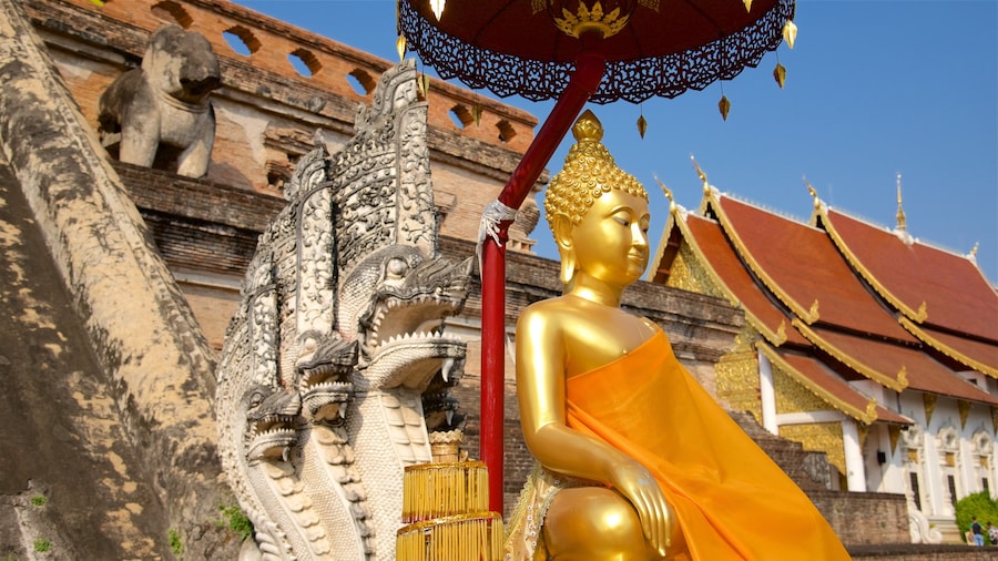 Wat Chedi Luang mostrando un templo o lugar de culto