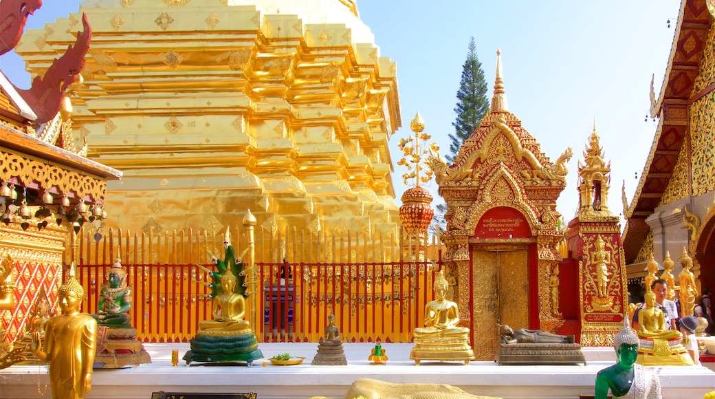 Wat Phrathat Doi Suthep joka esittÀÀ temppeli tai palvontapaikka