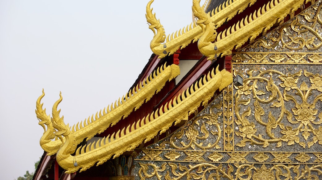 Wat Chiang Man featuring a temple or place of worship