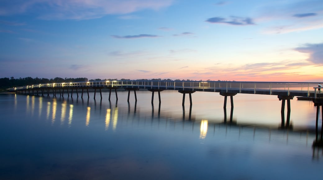 Lakes Entrance showing a bridge, a bay or harbour and a sunset