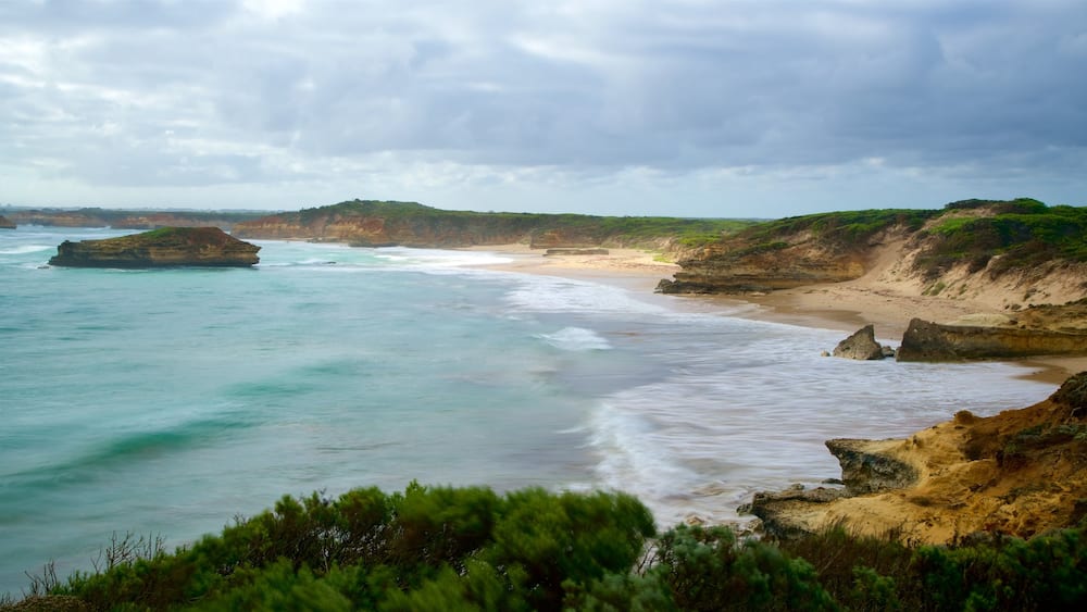 Peterborough featuring a beach and rugged coastline