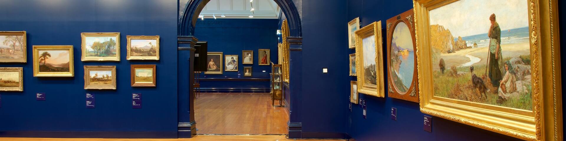Greater Bendigo City featuring interior views and art