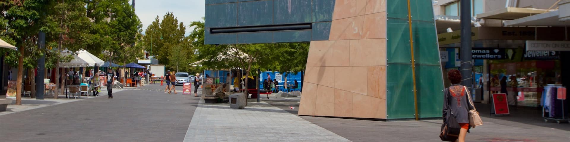 Bendigo which includes a city
