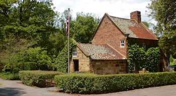 Fitzroy Gardens inclusief een huis, een tuin en historische architectuur