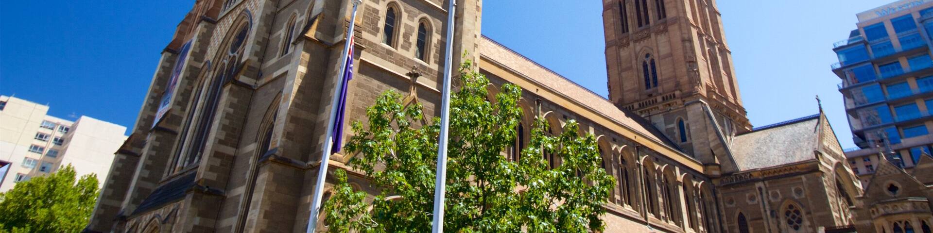 St Paul\'s Cathedral showing heritage architecture and a church or cathedral