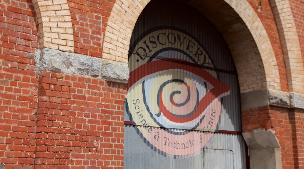 Discovery Science and Technology Centre which includes signage