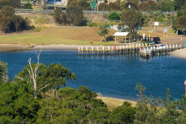 Lakes Entrance Lookout showing a bay or harbour