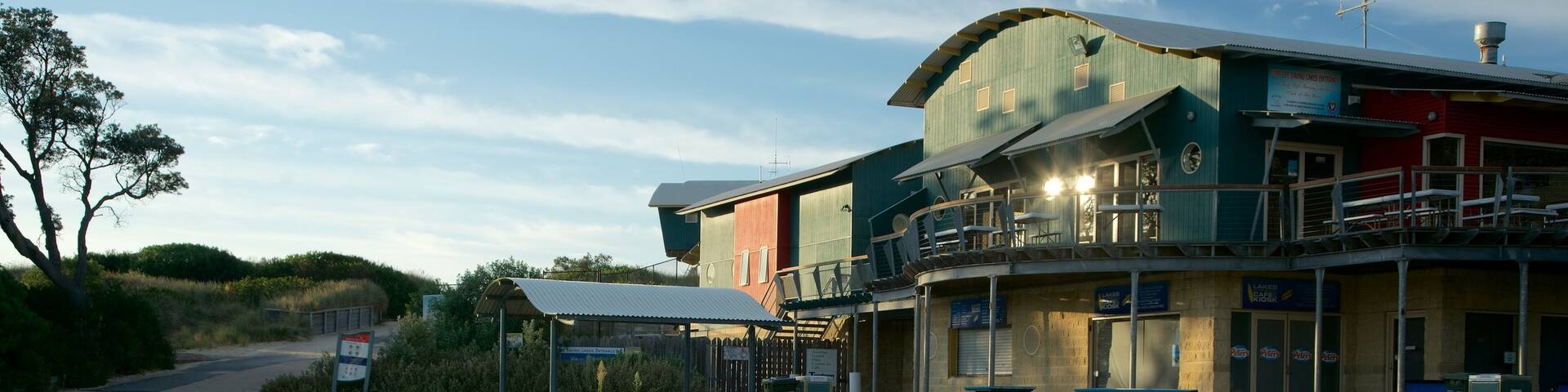 Gippsland showing a coastal town