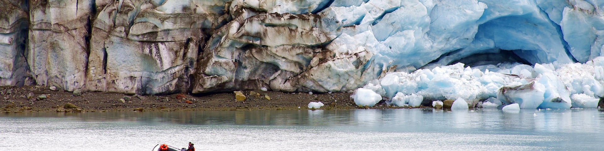 Glacier Bay National Park showing a bay or harbour and boating