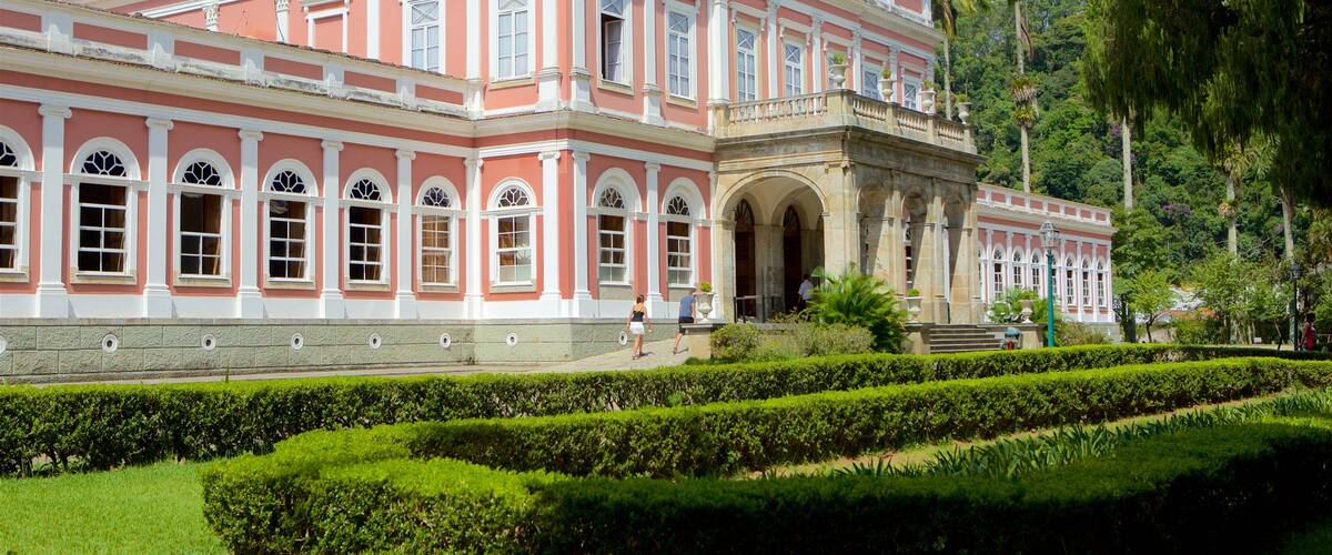 Museu Imperial mostrando cenas de rua