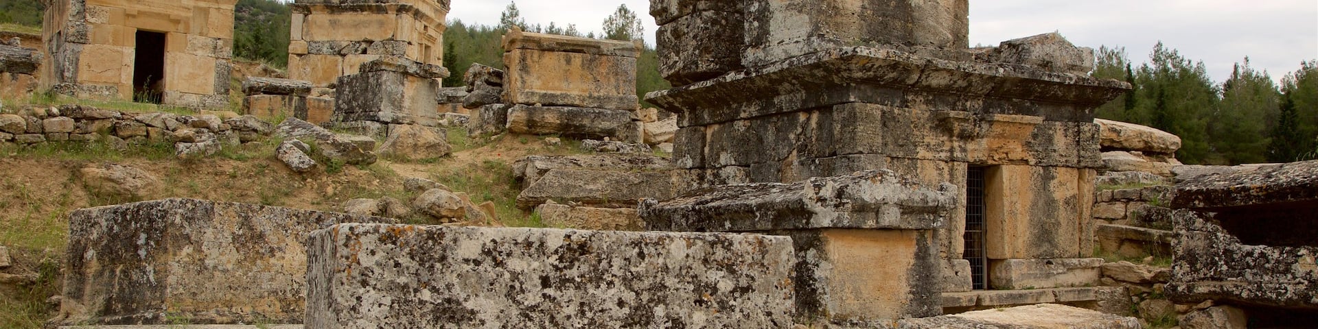 Pamukkale featuring heritage elements and a ruin
