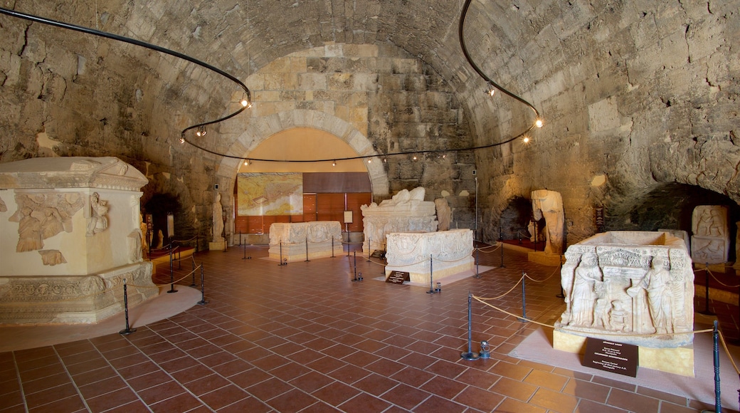 Hierapolis toont interieur