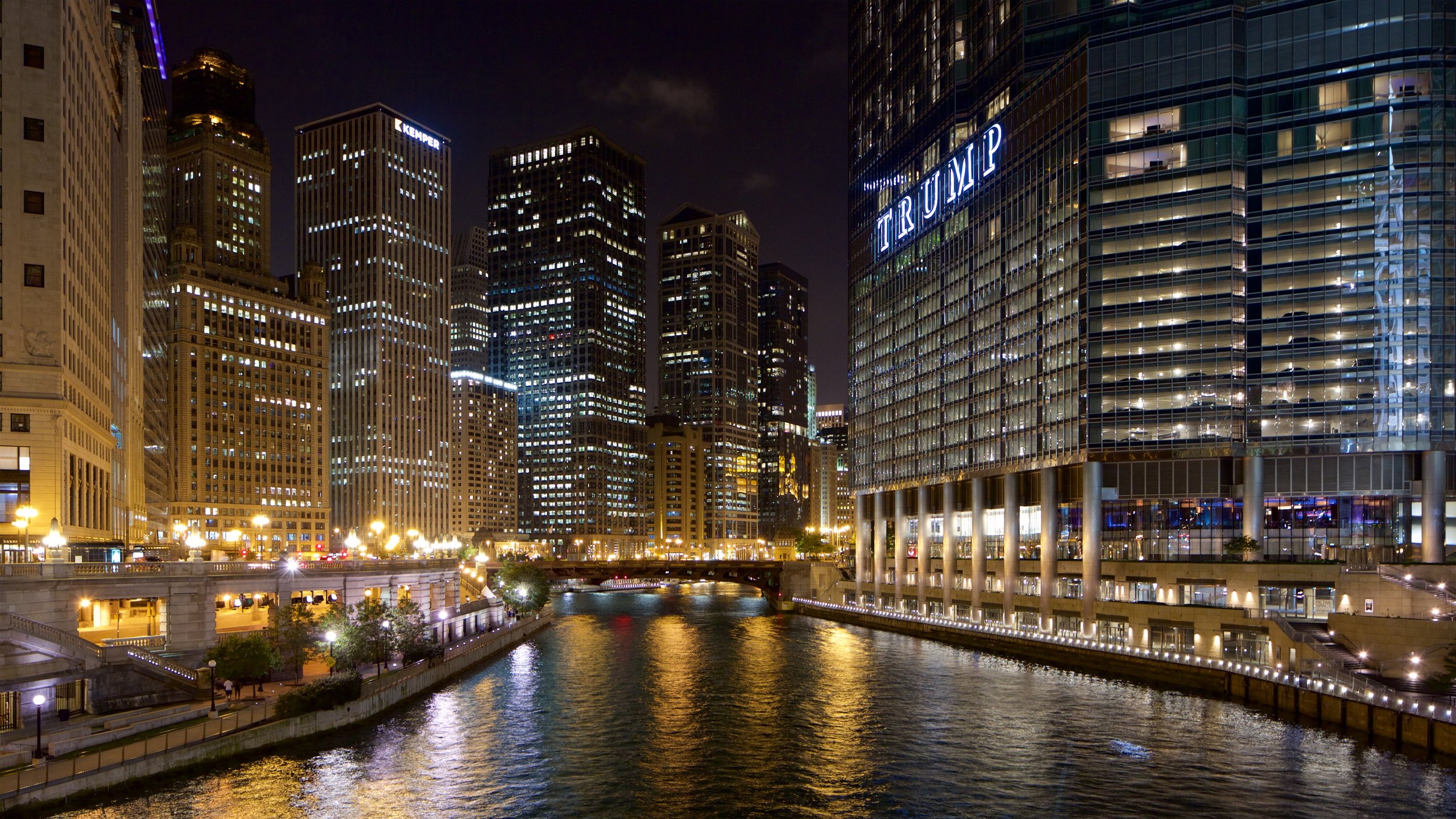 things to do in chicago in the night