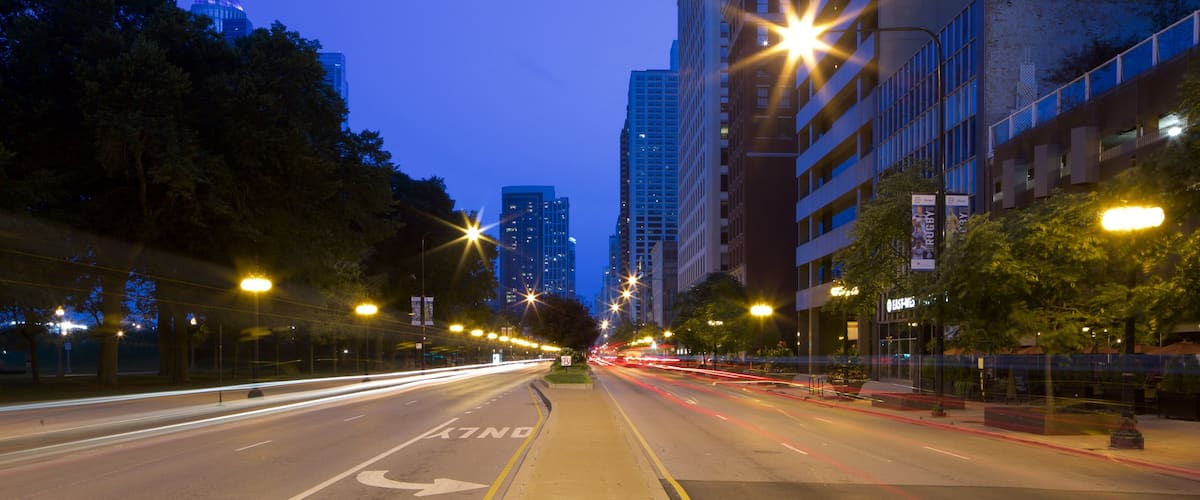 South Loop mettant en vedette scĂšnes de rue et scĂšnes de nuit