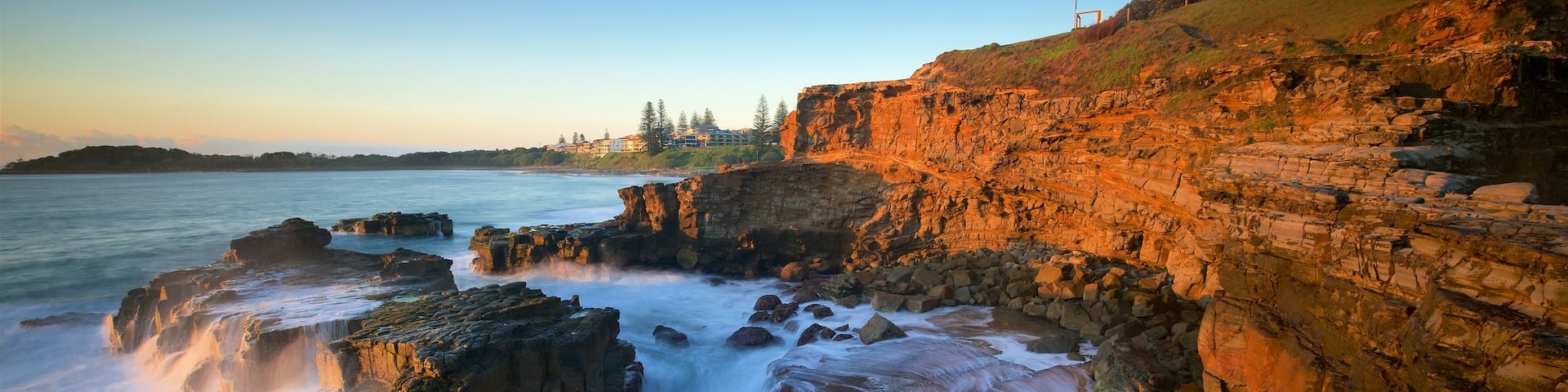 Yamba which includes a river or creek