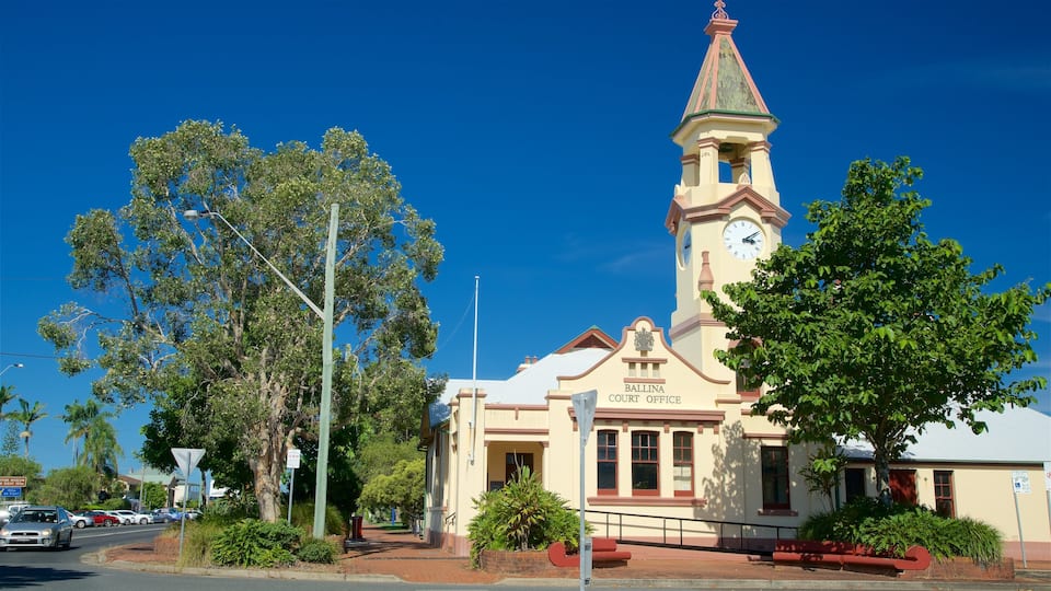 Ballina featuring street scenes and an administrative building