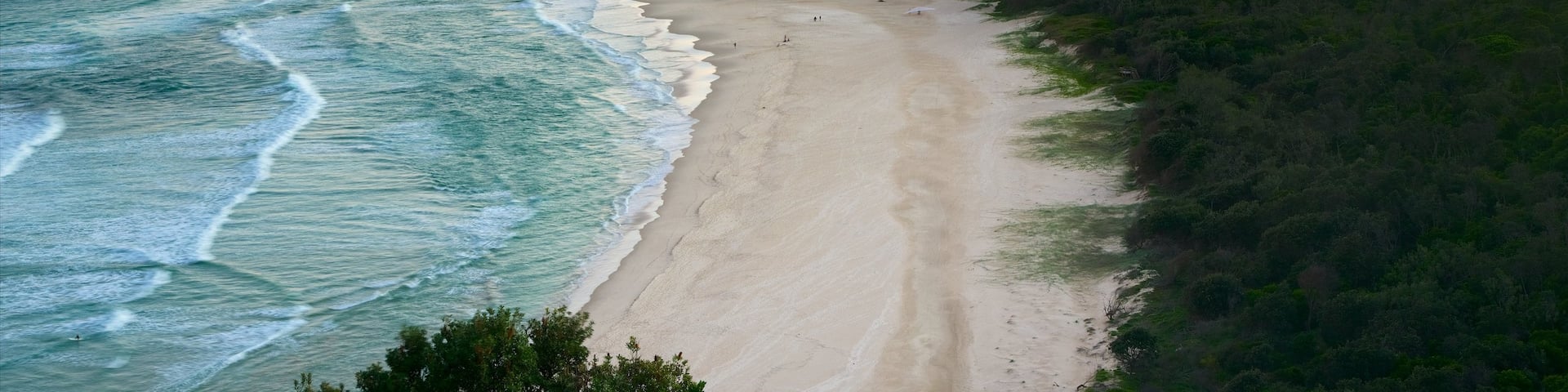 Arakwal National Park que incluye una playa