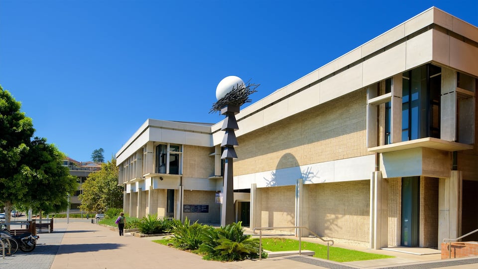 Newcastle Art Gallery