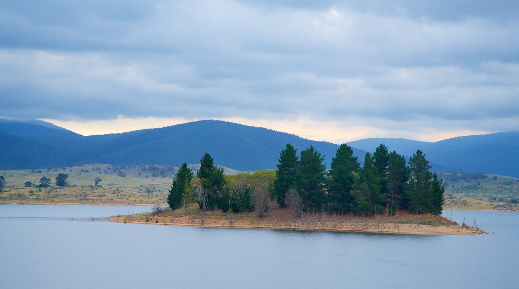 Jindabyne featuring a lake or waterhole