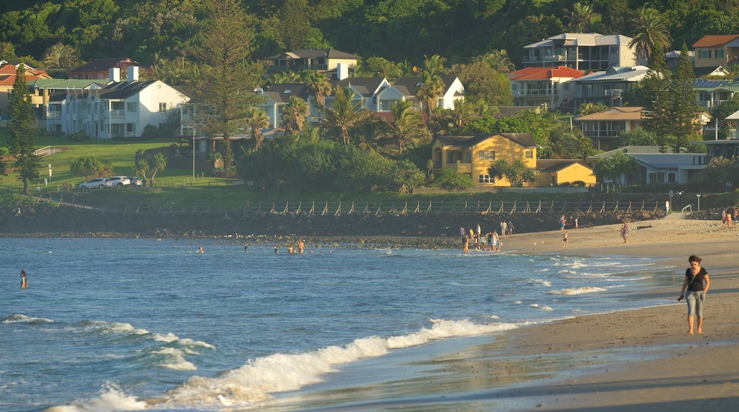 Lennox Head som inkluderar en sandstrand