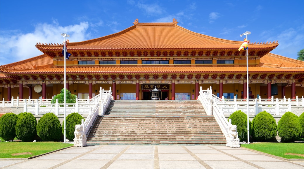 Nan Tien Temple mostrando un templo o sitio de culto