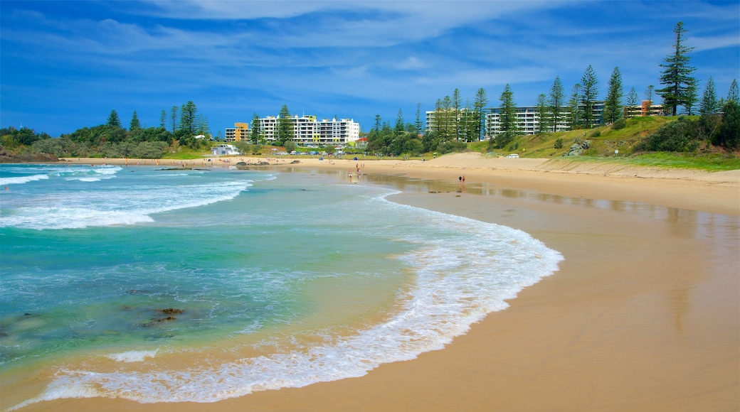 Port Macquarie showing a beach, a bay or harbour and surf