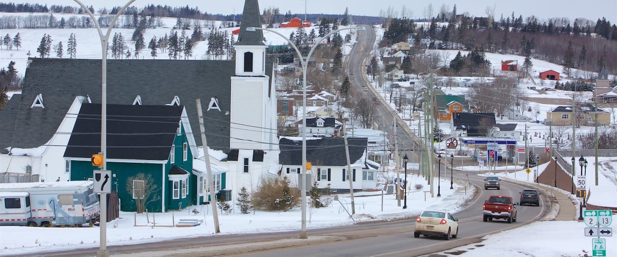 Ile-du-Prince-Edouard qui includes petite ville ou village et neige