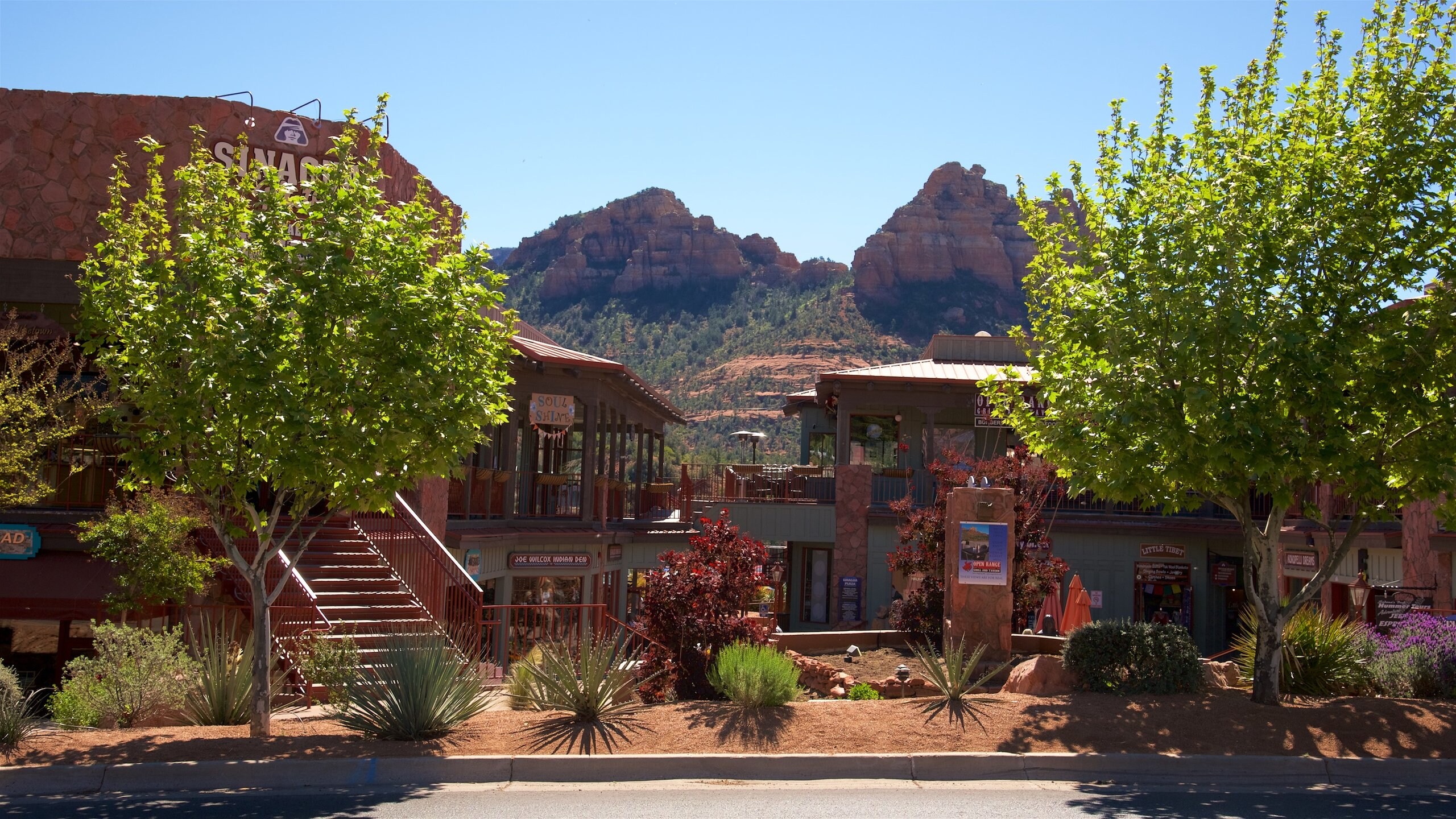 Sedona ofreciendo escenas tranquilas