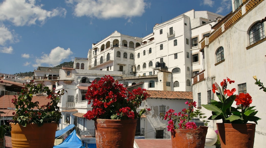 Mexico which includes a coastal town