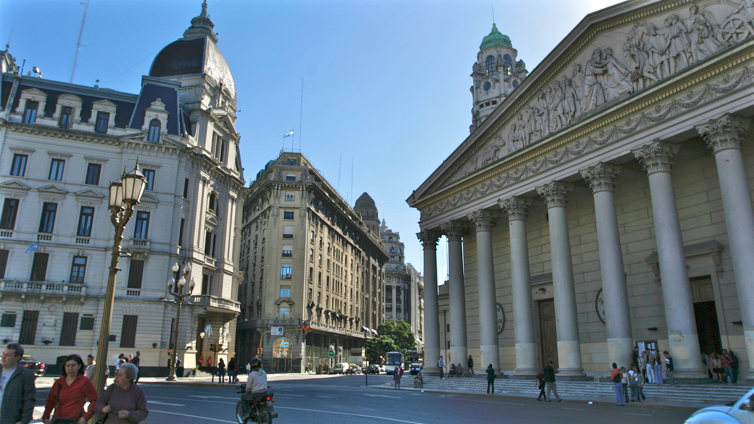 Downtown Buenos Aires featuring street scenes and heritage architecture