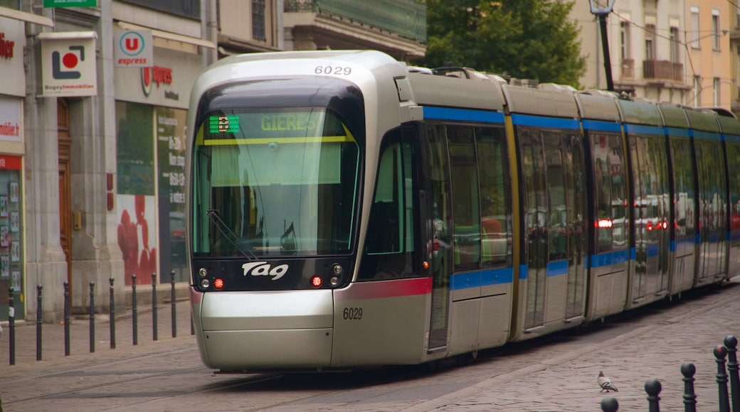 Rhône-Alpes bevat spoorwegen