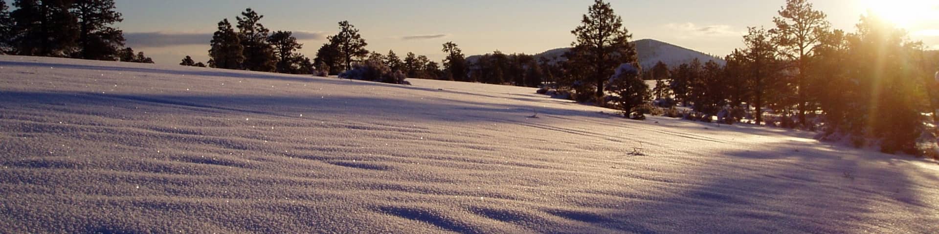 Sunset Crater which includes mountains