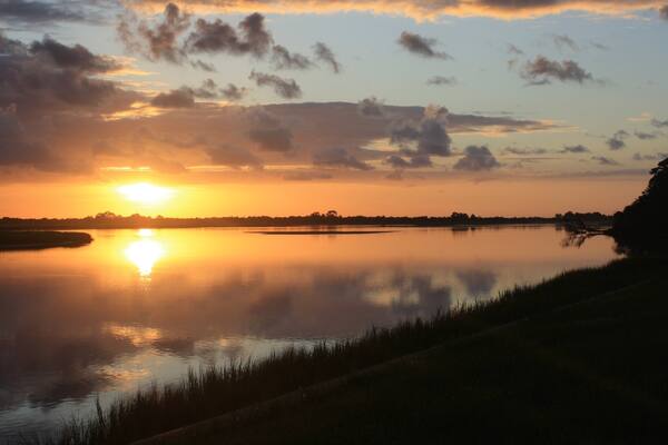 Timucuan Ecological & Historical Preserve mettant en vedette coucher de soleil et vues littorales