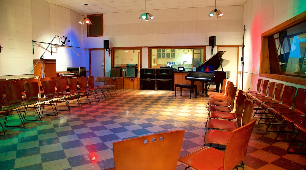 RCA Studio B Tour toont interieur