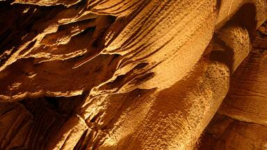 Bowling Green montrant grottes