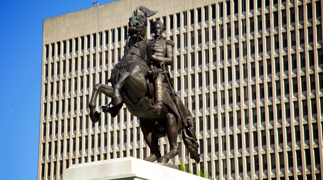 Tennessee State Capitol que incluye una estatua o escultura