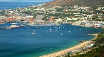 Simon\'s Town bevat een kuststadje, een baai of haven en landschappen