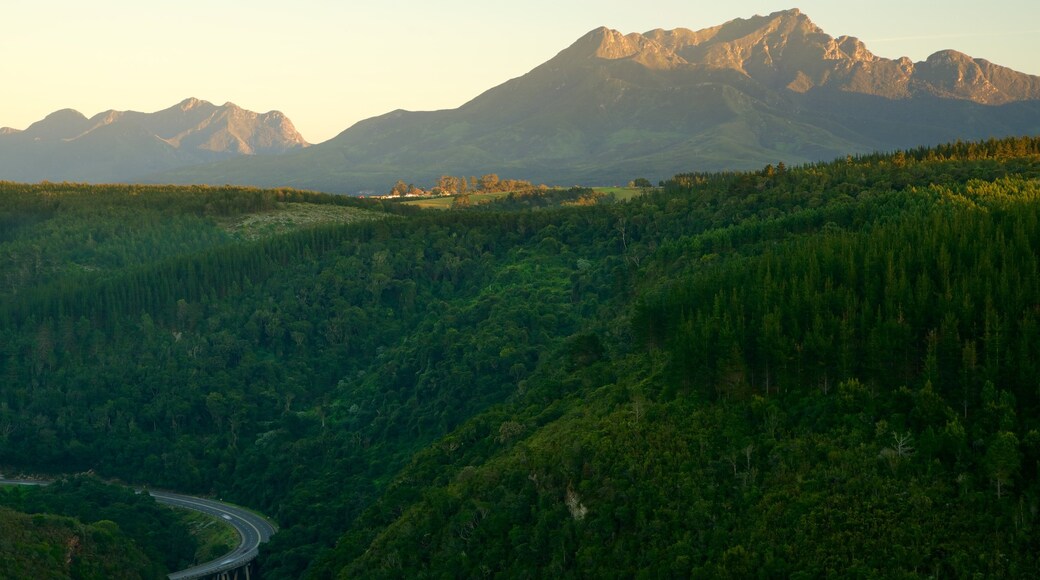 Wilderness ซึ่งรวมถึง ทิวทัศน์ที่เงียบสงบ และ พระอาทิตย์ตก