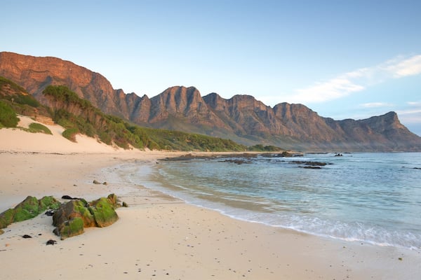 コーゲル ベイ ビーチ フィーチャー 砂浜