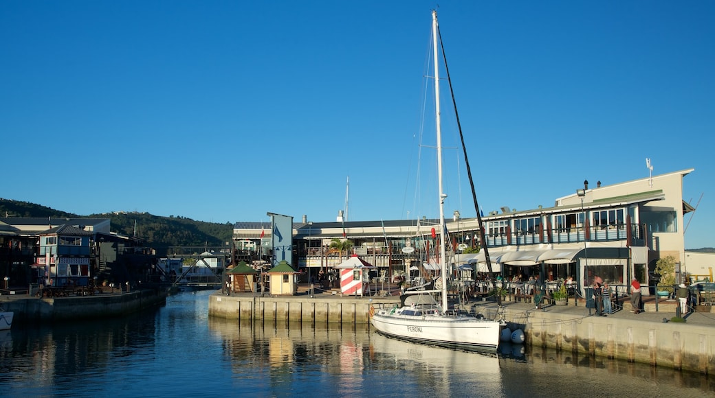 Knysna Quays das einen Bucht oder Hafen, Segeln und Küstenort