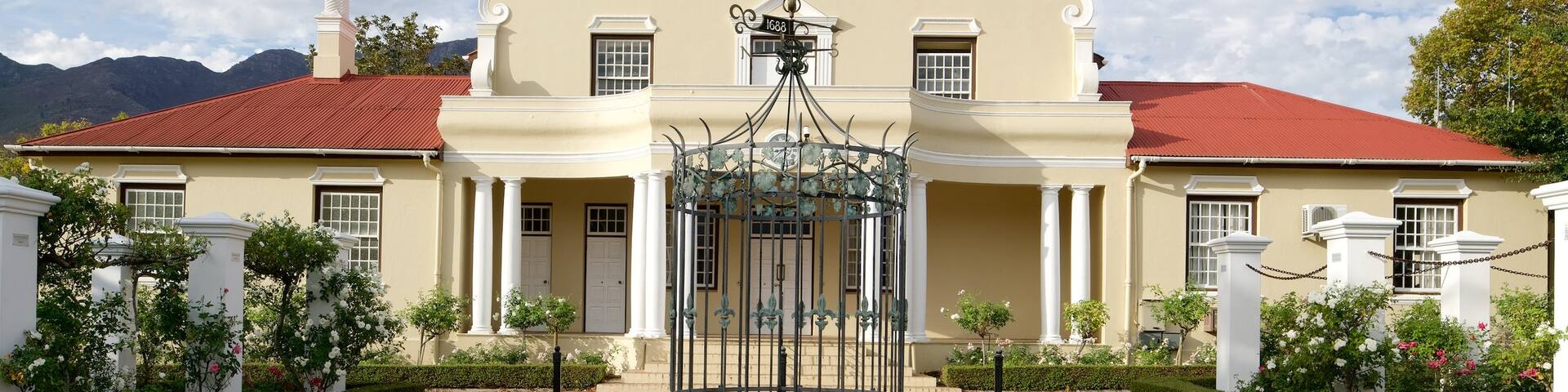 Franschhoek which includes heritage architecture and an administrative buidling