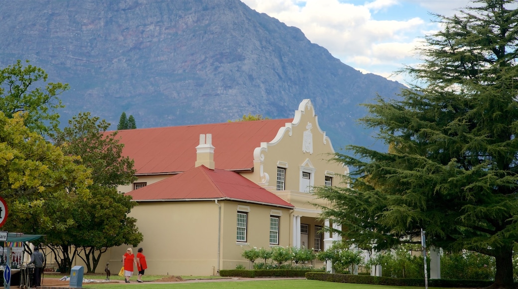 Franschhoek showing an administrative building and heritage architecture as well as a couple