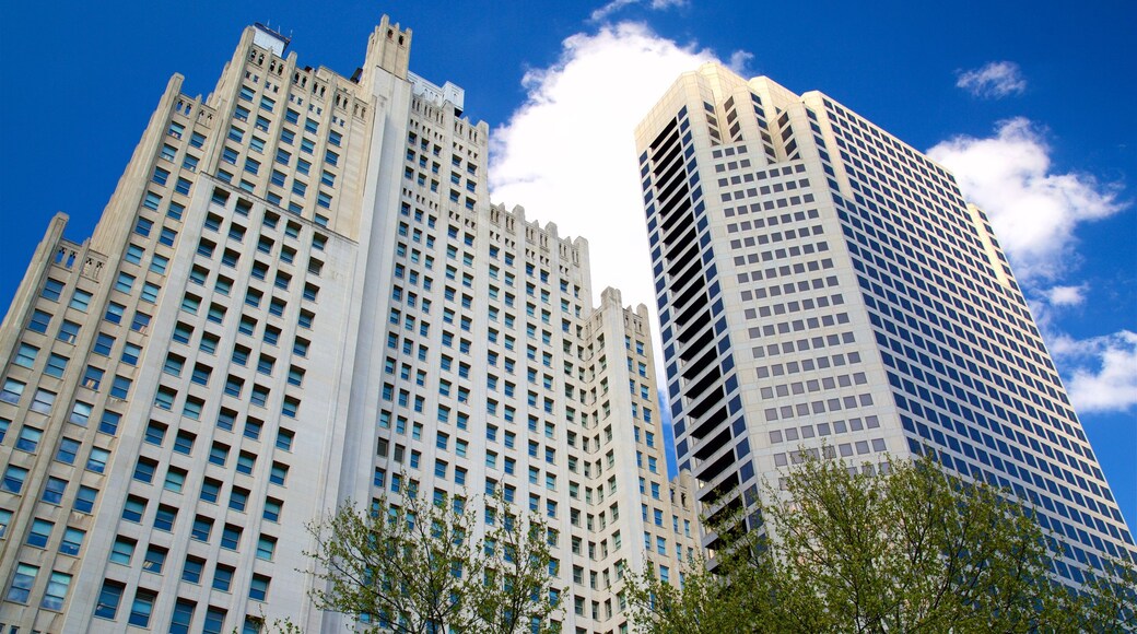 Citygarden which includes city views, a skyscraper and a city