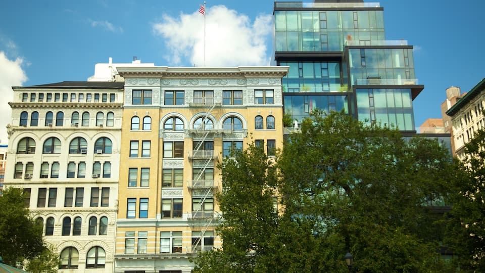 Union Square featuring a square or plaza and a city