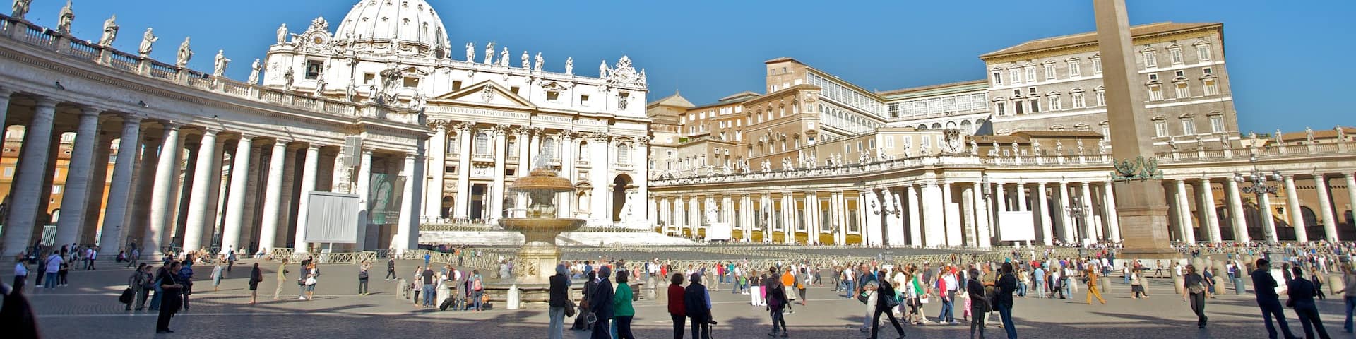 Piazza San Pietro which includes heritage architecture, chateau or palace and a monument