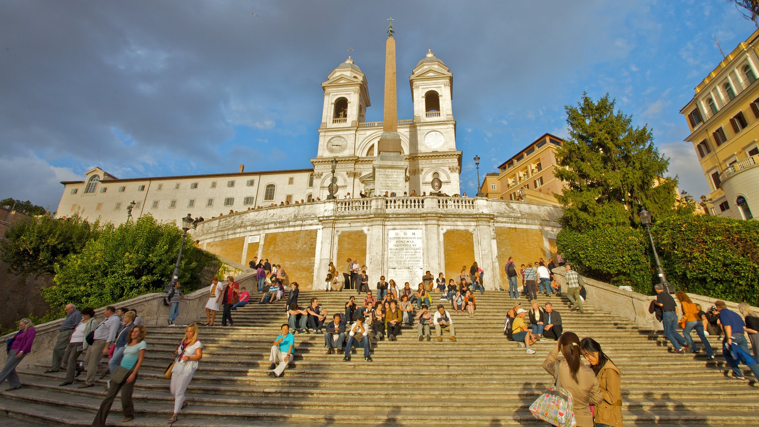 Spanish Steps which includes a monument, religious aspects and a square or plaza