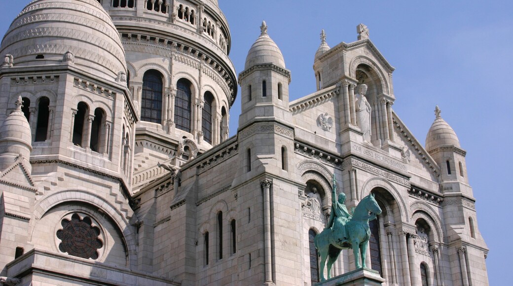 Visit Basilica of the Sacred Heart of Paris in Paris | Expedia