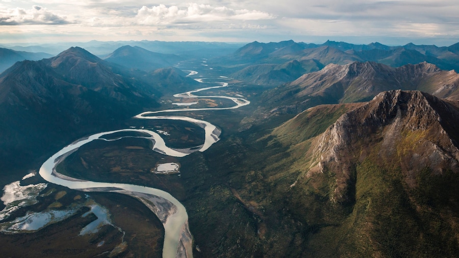 Gates of the Arctic National Park og byder på fredfyldte omgivelser, udsigt over landskaber og en flod eller et vandløb