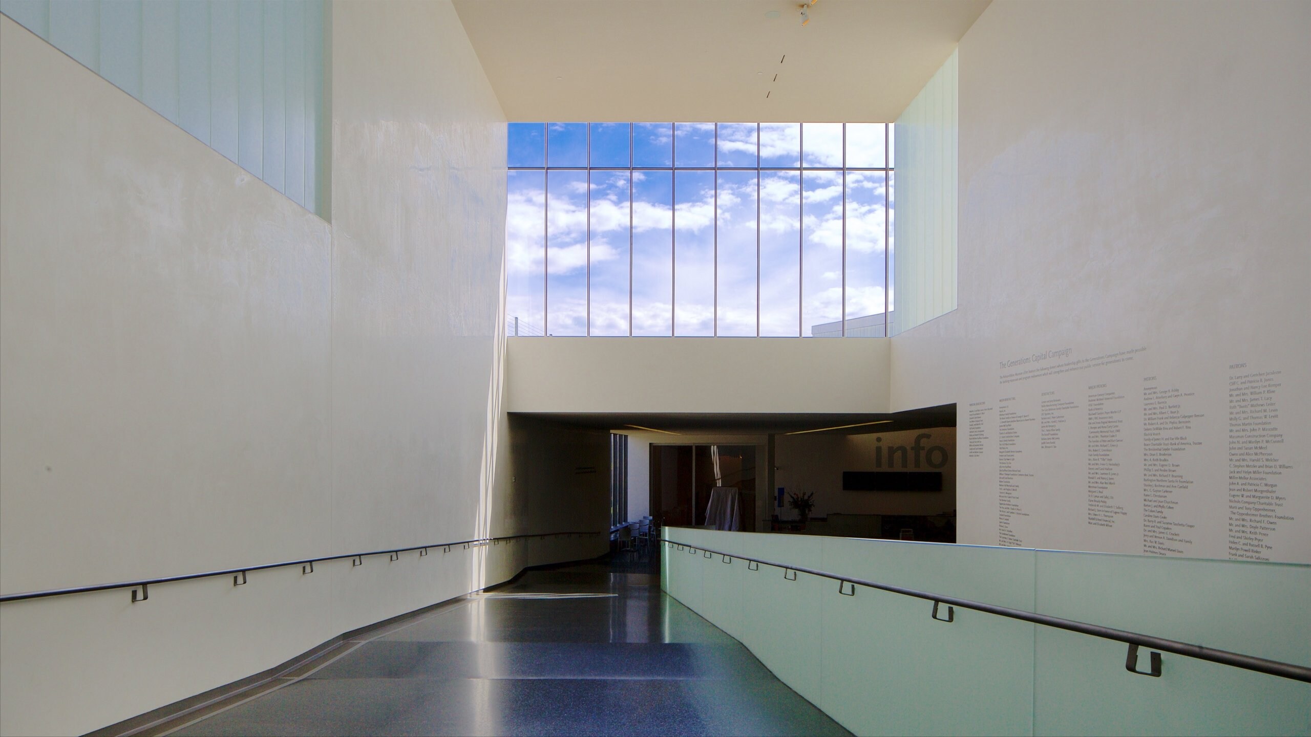 Nelson-Atkins Museum of Art in Midtown - Westport | Expedia