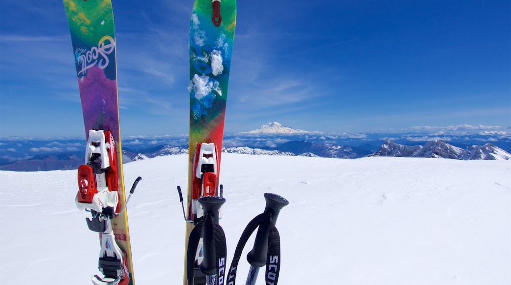 Mount St. Helens เนื้อเรื่องที่ วิวทิวทัศน์, ทิวทัศน์ที่เงียบสงบ และ สกีหิมะ